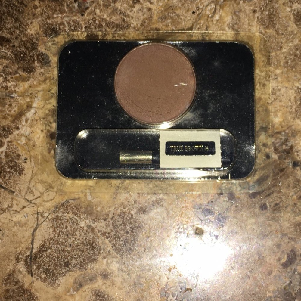 🔥 5/$50 *NEW* Elizabeth Arden Eyeshadow Single TRUE BROWN